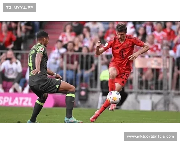 拜仁慕尼黑5-1大胜霍芬海姆，与勒沃库森多特蒙德齐头并进争冠